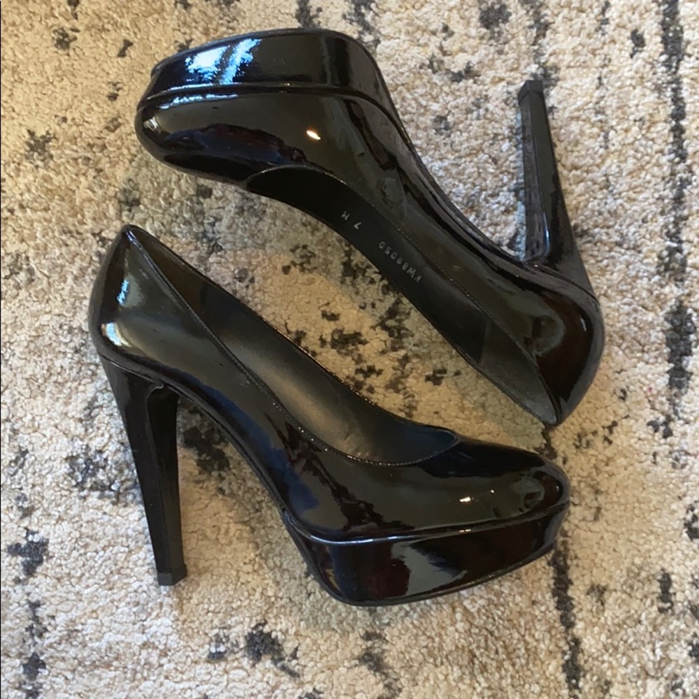 Stuart weitzman black patent heels